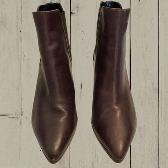 Stuart Weitzman Apogeelo brown leather Chelsea ankle boots heel pointed toe - Picture 6 of 10